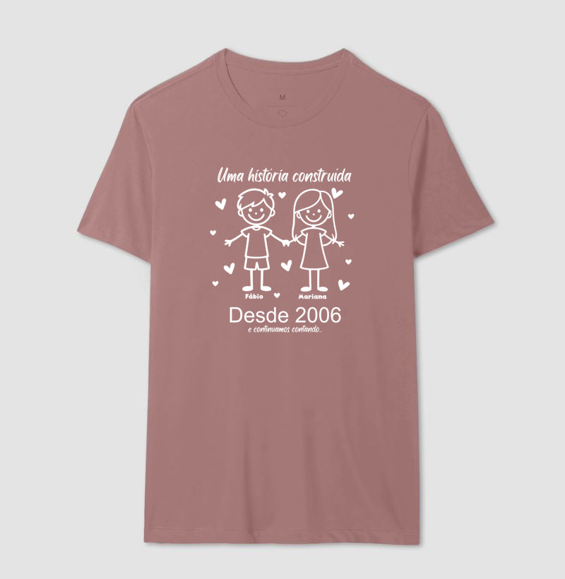 Camiseta Personalizada Casal Bonequinhos, uma história juntos