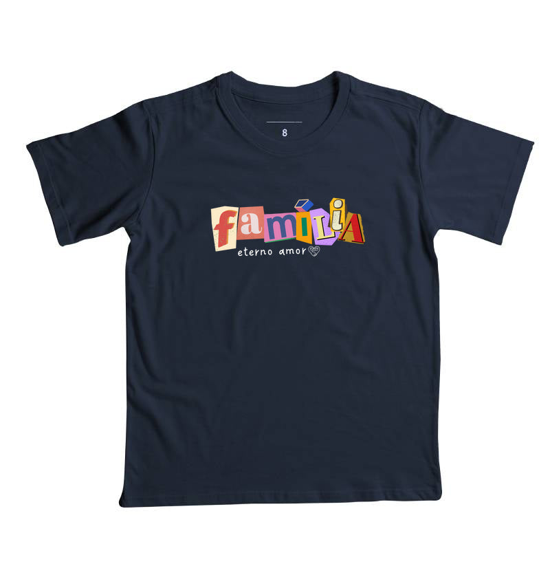 Camiseta Infantil- Família Letra de Jornal