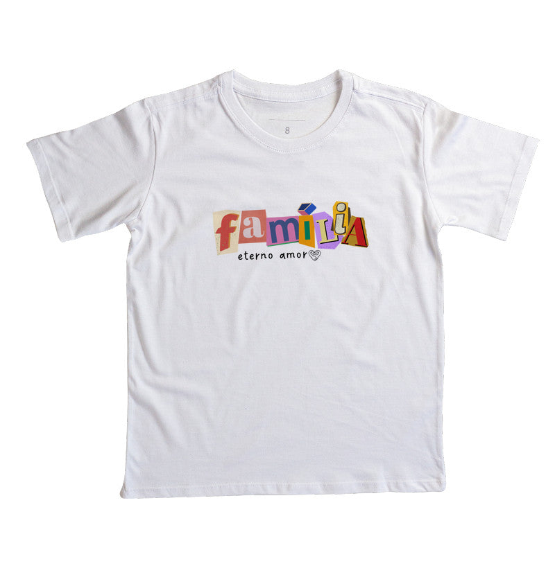Camiseta Infantil Família Letra de Jornal