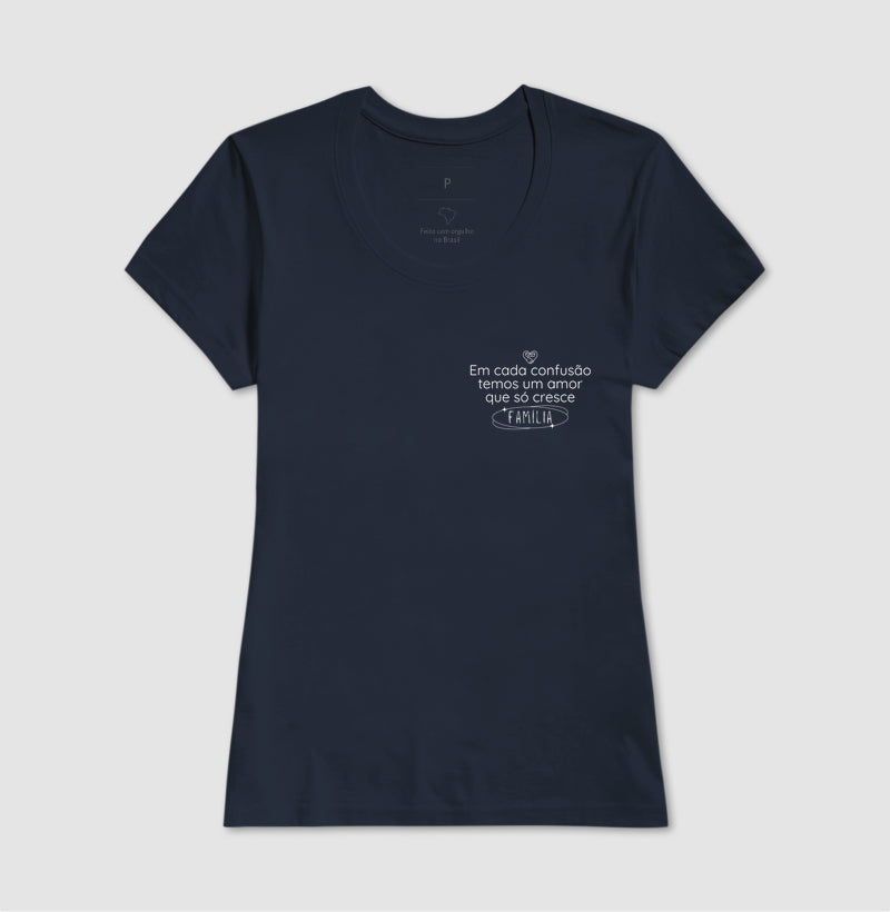 Camiseta Família - Confusão e amor que só cresce