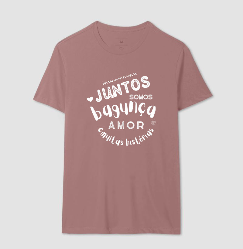 Camiseta - Família Juntos somos Bagunça