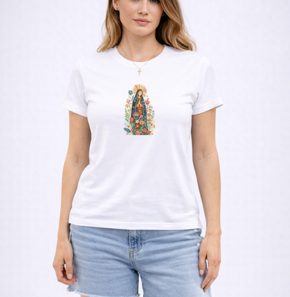 Camiseta Nossa Senhora de Guadalupe em Flores Aquarela