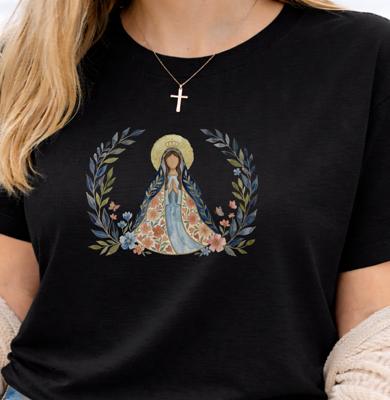 Camiseta Virgem Maria Aquarela