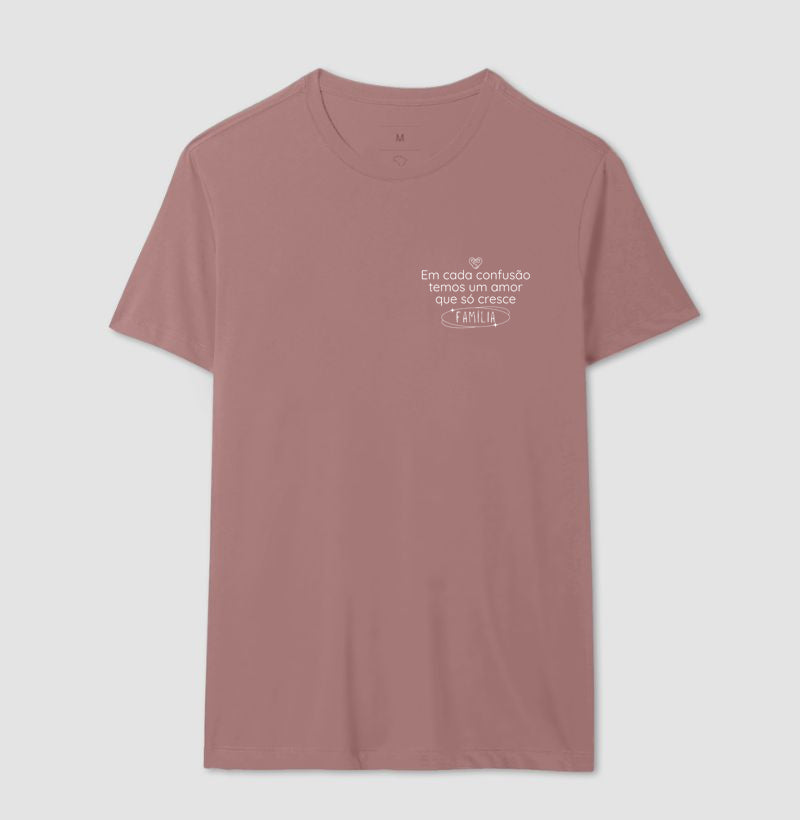 Camiseta Família - Confusão e amor que só cresce