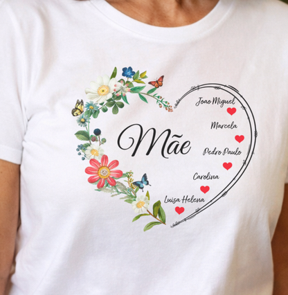 Camiseta Personalizada Coração Floral Mãe