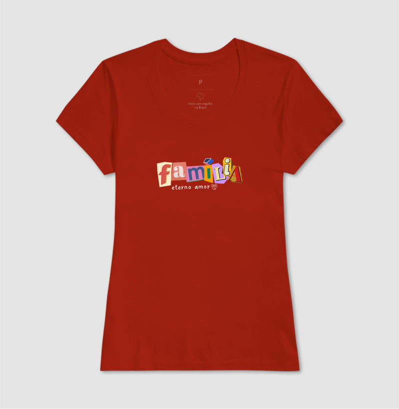 Camiseta Família Letra de Jornal