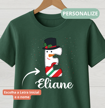 Camiseta Personalizada Natal Letra Inicial Verde e Branca