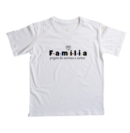 Camiseta Infantil Família Projeto de sorrisos e caos