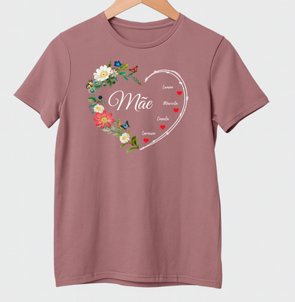 Camiseta Personalizada Coração Floral Mãe