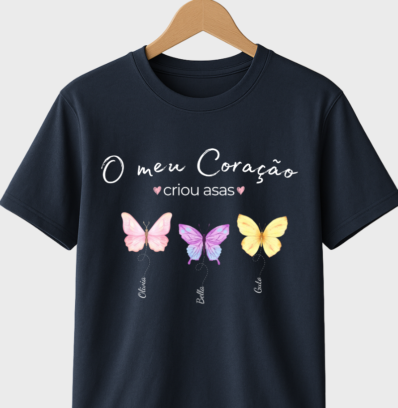 Camiseta Personalizada mãe o coração criou asas