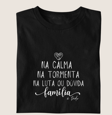 Camiseta Infantil Família Calma, paz e tormenta