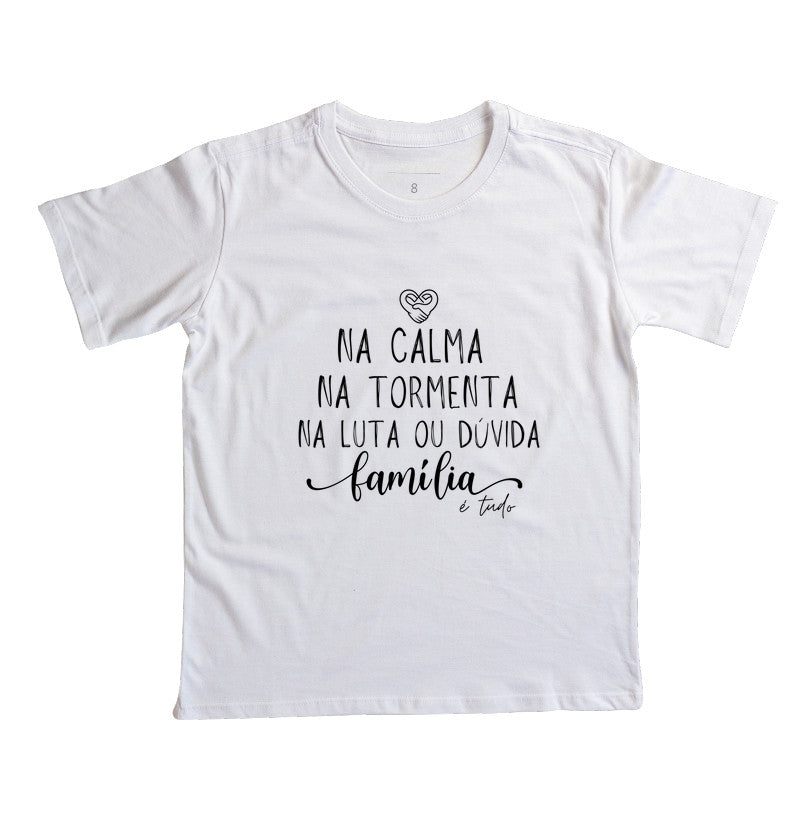 Camiseta Infantil Família Calma,paz e tormenta