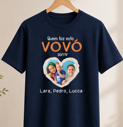 Camiseta Personalizada Quem faz sorrir foto de coração