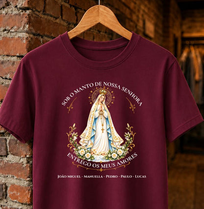 Camiseta Personalizada Sob manto de Nossa Senhora de Fátima