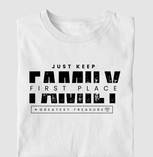 Camiseta Família - Just Keep Family