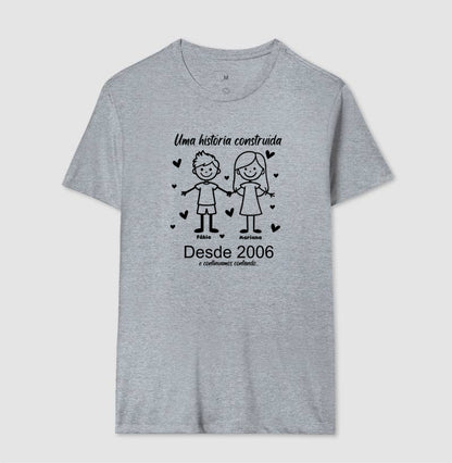 Camiseta Personalizada Casal Bonequinhos, uma história juntos