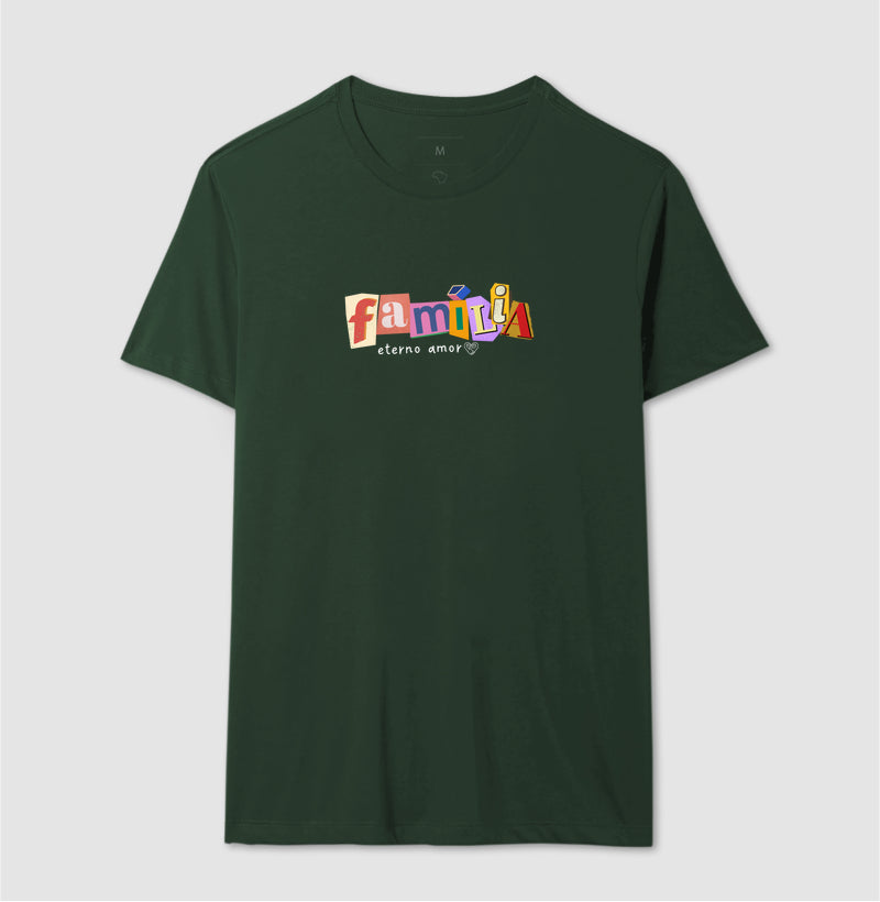 Camiseta Família Letra de Jornal